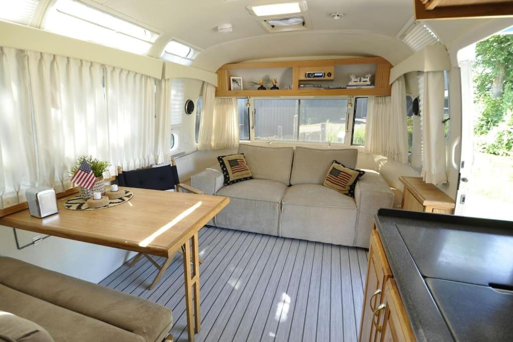 Airstream Retro Usa Caravan Earnewâld エクステリア 写真